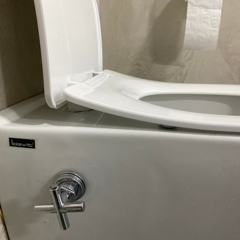 İdevit Klozet Kapaklarının Hızlı Arızalanması Ve Müşteri Hizmetine Ulaşılamaması