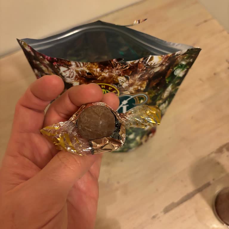 Carrefour Ve Kahve Dünyası’ndan Bayat Çikolata Satışı