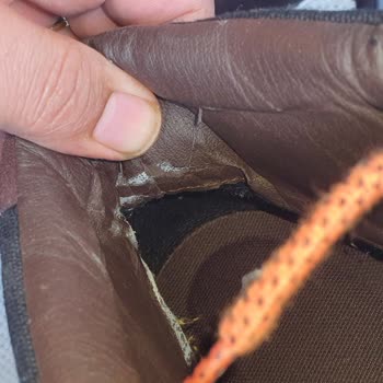 Kısa Sürede Deforme Olan Ayakkabı İçin Değişim Ve İade Talebi