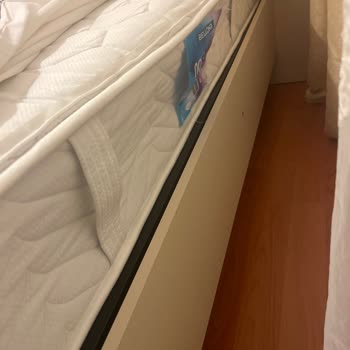 Bellona Yatağının Orta Bölümde Çökmesi Ve Garanti Talebi