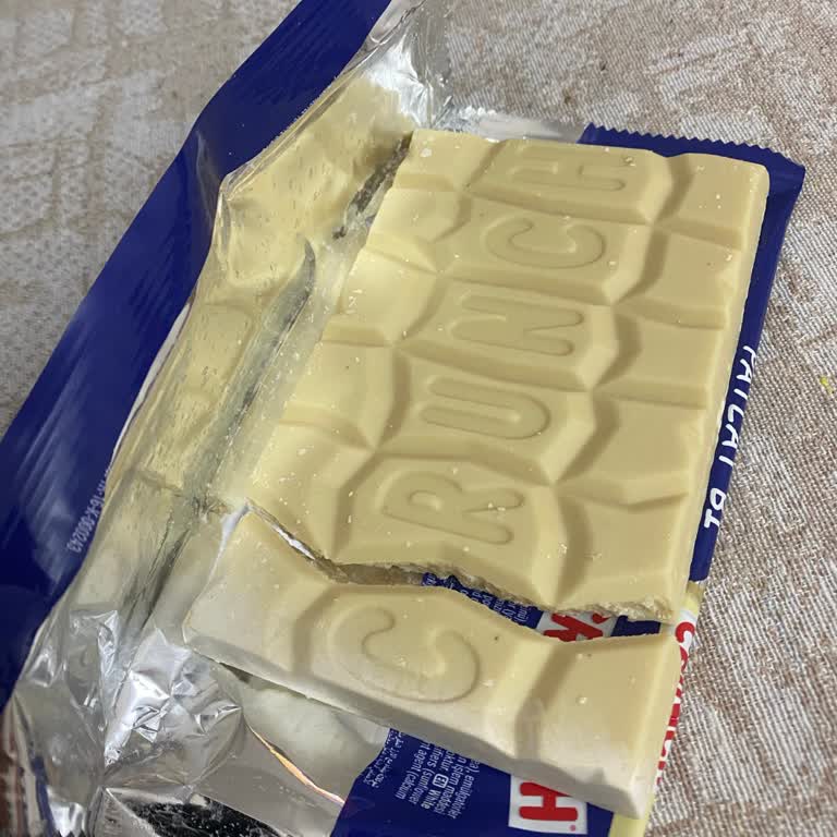 Nestle Crunch Beyaz Çikolatada Anormal Beyazlık