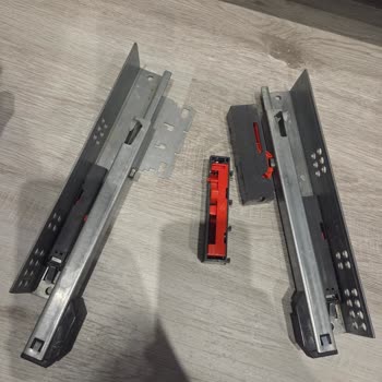 Raylı Çekmece Kilit Parçaları İçin Destek Talebi