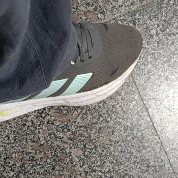 In Street Mağazasındaki Adidas Galaxy 7 Ayakkabısında Erken Çürüme Ve Değişim Talebi