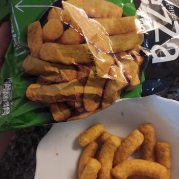 İzmir Çiğli A101’den Cerezza Cipsinde Kurt Çıktı, Sağlık Ve Hijyen Kontrolü Talep Ediliyor