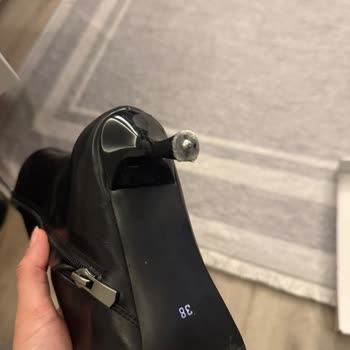 Duxal Shoes Botunun İlk Kullanımda Bozulması Ve İade Reddi