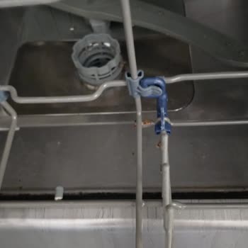 Teka Ankastre Bulaşık Makinesinde Sepet Paslanması Ve Yüksek Servis Ücreti