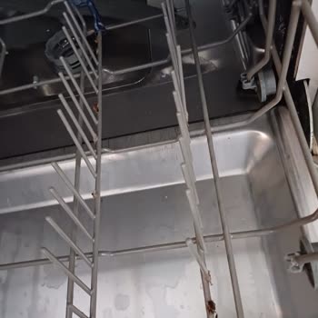 Teka Ankastre Bulaşık Makinesinde Sepet Paslanması Ve Yüksek Servis Ücreti