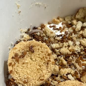 Seyhan Unlu Mamülleri Tahinli Kurabiyenin İçinden Yabancı Madde Çıktı