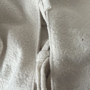 Üç Bağlamalı Kuzu Ceket İçin Defolu Ürün İadesi Talebi