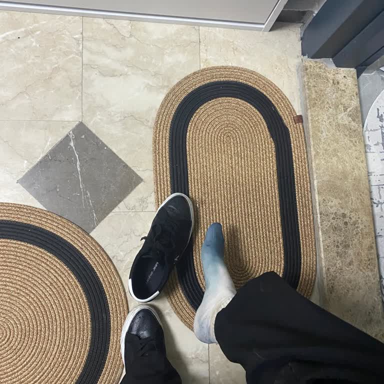 Marmara Forum Boyner'de Satın Alınan Calvin Klein Sneaker'da Boya Salma Sorunu