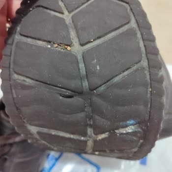 FLO Ayakkabı’da Defolu Ayakkabı İadesi Reddi ve Şablon Cevap