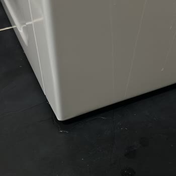 Arçelik Çamaşır Ve Kurutma Makinesi Aşırı Ses Ve Su Sızıntısı Nedeniyle İade Talebi