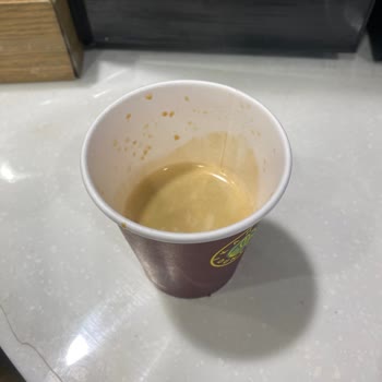 Shell İstasyonunda Kahve Makinesinin Latte Miktarı Eksik Ve Personel Saygısız