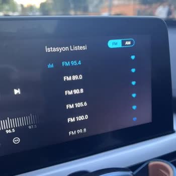 Araçta Yazılım Sorunları: Radyo, Navigasyon Ve Kapatılamayan Güvenlik Özelliği