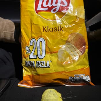 Lay’s Klasik Cipste Yabancı Madde Görülmesiyle Hijyen Şikayeti Ve Açıklama Talebi