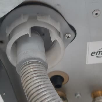 Yetkili Servisin Hatalı Bakımı Kombimi Bozdu Ve Isınma Hakkımı Aldı