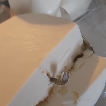 A101'den Tereyağında Bulunan Demir Parçası Sağlık Riskine Yol Açıyor