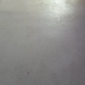 Yanlış Yönlendirme Ve Kuru Kalmayan Epoksi Zemin: İade Talebi