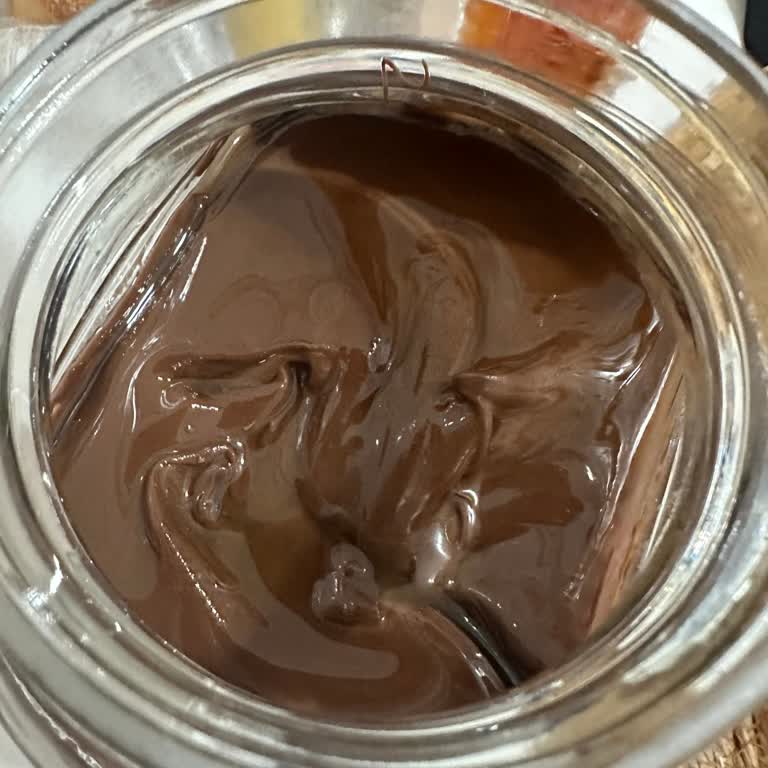 Kadıköy Çağrı Market’ten Alınan Sarelle Kakaolu Fındık Kreması Aşırı Yağlı Ve Tadı Değişik