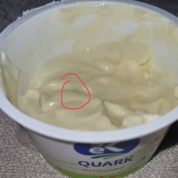 Kapalı Pakette Tüy: Ananaslı Yoğurtta Sağlık Riski