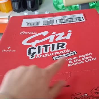 Ülker Çizi Çıtır Yerine Yırtık Açılmış Ürün