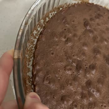 Eksik Dolumlu Dr. Oetker Köstebek Pasta Karışımı Nedeniyle İnce Kek Tabanı