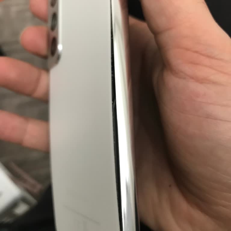 İki Yıllık Samsung S22'de Güncelleme Sonrası Batarya Şişmesi Ve Hızlı Şarj Bozulması