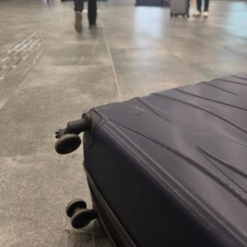 Kırılan Valiz Tekerlekleri Ve Türk Hava Yolları'na Cevapsız Yardım