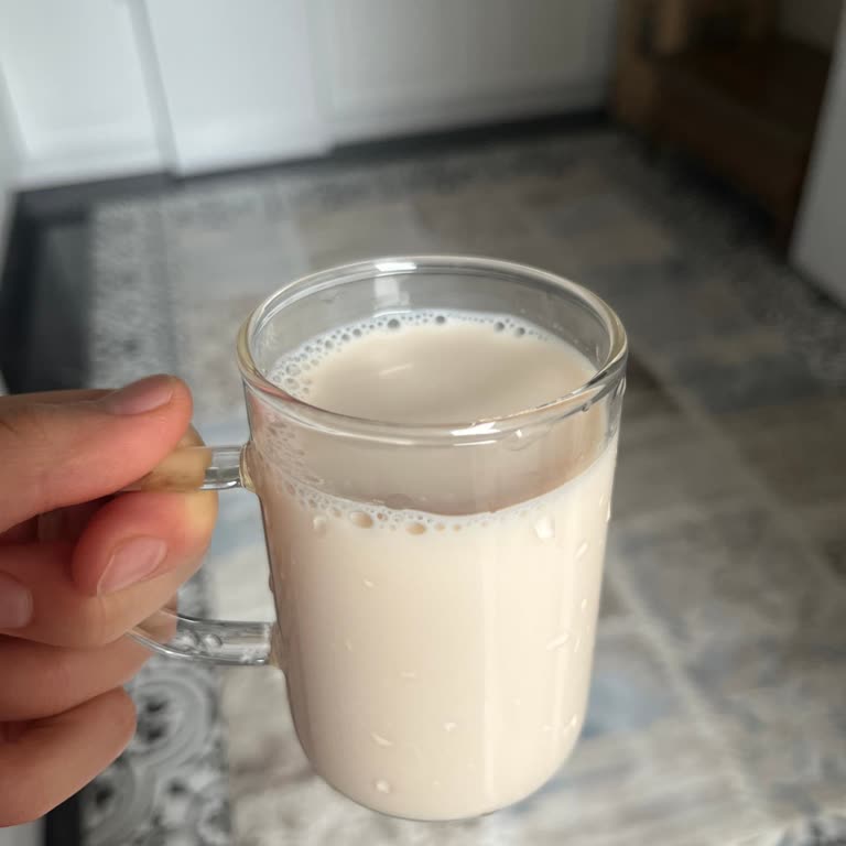 Dost Marka Laktozsuz Sütte Renk Değişikliği Ve Sağlık Endişesi