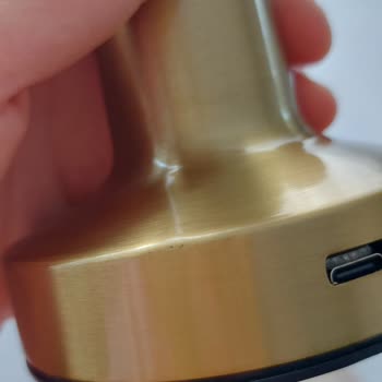 Hasarlı Mantar Lamba Ve Müşteri Hizmetlerine Ulaşılamama