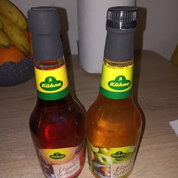 Kühne Elma Ve Üzüm Sirkelerinde Kabuk Benzeri Parçalar