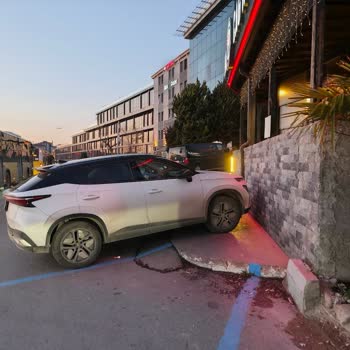 Tarihi Erzurum Kebapçısı Araç Park Sorunu!