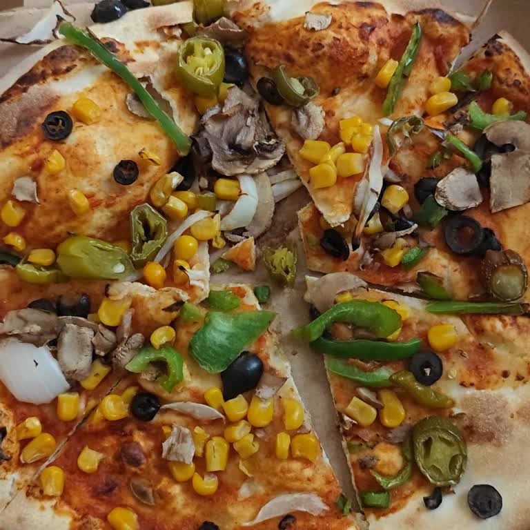 Orta Boy Vegi Pizza’da Az Malzeme Ve Sos, Görünüm Dağınık, 306 TL’ye Değer Değil