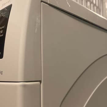 Bosch Eğri Kapaklı Kurutma Makinesi Ücretsiz Değişim Talebi