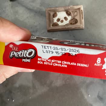 Eti Gıda Petito Çikolata Bozuk Çıktı!