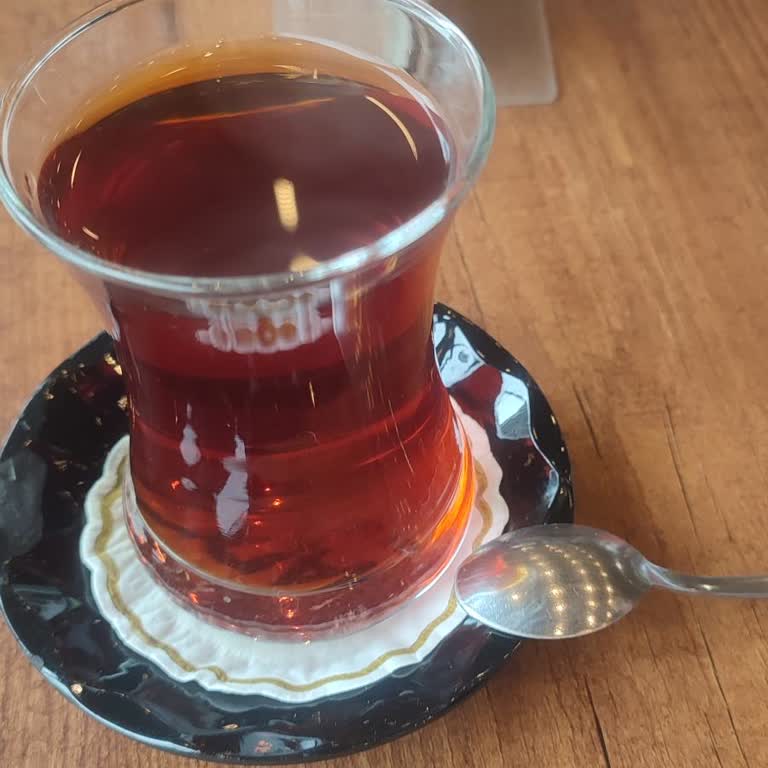 Menü Bilgisi Yanıltıcı: Çay Ve Kurabiye Eksikliği