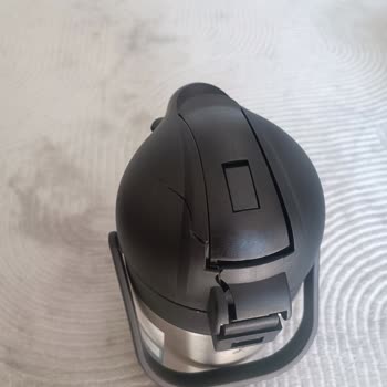 Sürat Kargo'da Kırık Çay Termosu Ve Cevapsız Müşteri Hizmeti