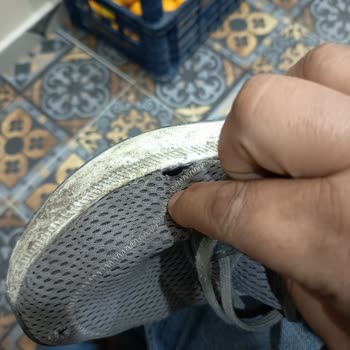 FLO Ayakkabı Adidas Ayakkabımda Kısa Sürede Tekstil Yırtılması, Değişim Talebi