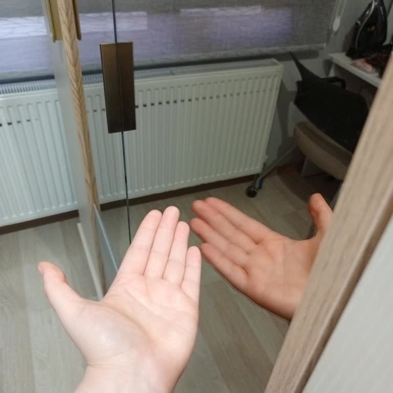 İstikbal Gardırobumdaki Karanlık Aynalar Değiştirilmek İsteniyor