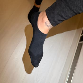 Calvin Klein Yağmur Çizmeleri Su Geçiriyor Ve Boyner Mağazası Yanıt Vermiyor!