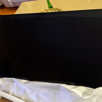 Koç Grubu Servisindeki Aksaklık Ve Kırık TCL TV Mağduriyeti