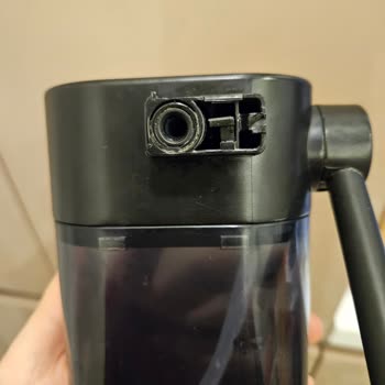 Arçelik Imperium Barista Süt Haznesi Plastik Parçası Kırıldı, Garanti Kapsamında Değişim Talebi