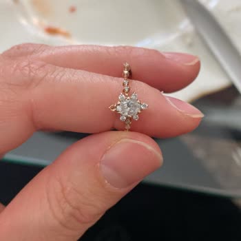 Üçüncü Kez Taş Düşen Yüzüğün Değiştirilmesini Talep Ediyorum