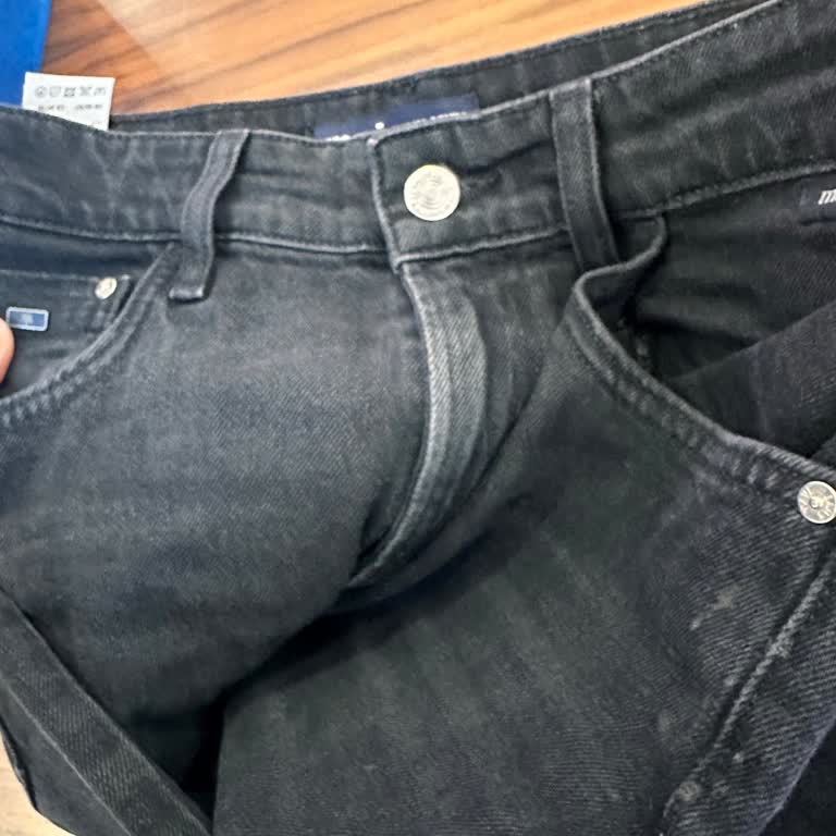 Mavi Pantolonların Renk Atması Ve Müşteri Hizmetlerinin Sorumluluk Almaması