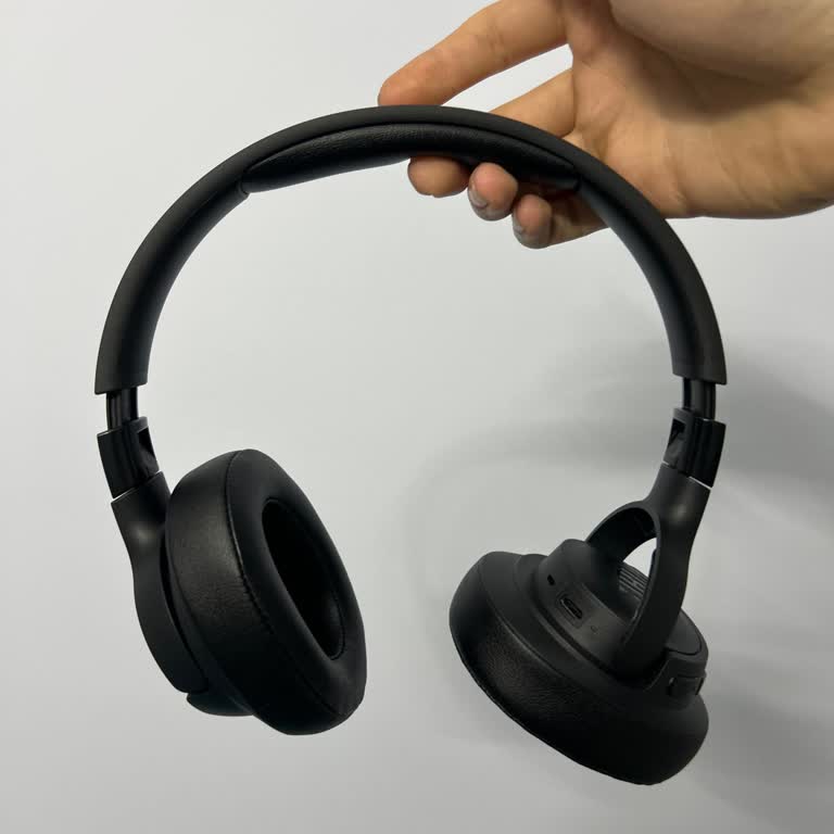 JBL Tune 720BT Kulaklıkta Menteşe Sorunu Ve Garanti Değişim Talebi