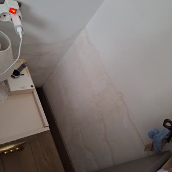 TOKİ Sürekli Su Sızıntısı Ve Çözüm Üretmeyen Müteahhit Nedeniyle Yaşanan Mağduriyet