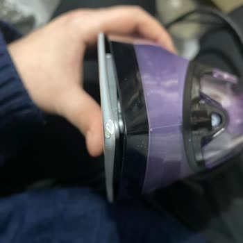 Kutudan Çıkan Hasarlı Ütü, Mağaza Tarafından Müşteriye Yükleniyor