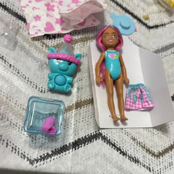 Carrefour Mağazasında Barbie Oyuncak Ayakkabısı Eksik