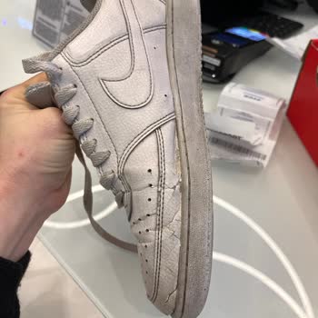 Nike Ayakkabısında Kısa Sürede Deri Bozulması Ve Intersport’un İade Reddi