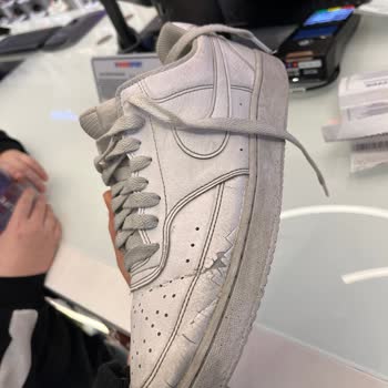 Nike Ayakkabısında Kısa Sürede Deri Bozulması Ve Intersport’un İade Reddi